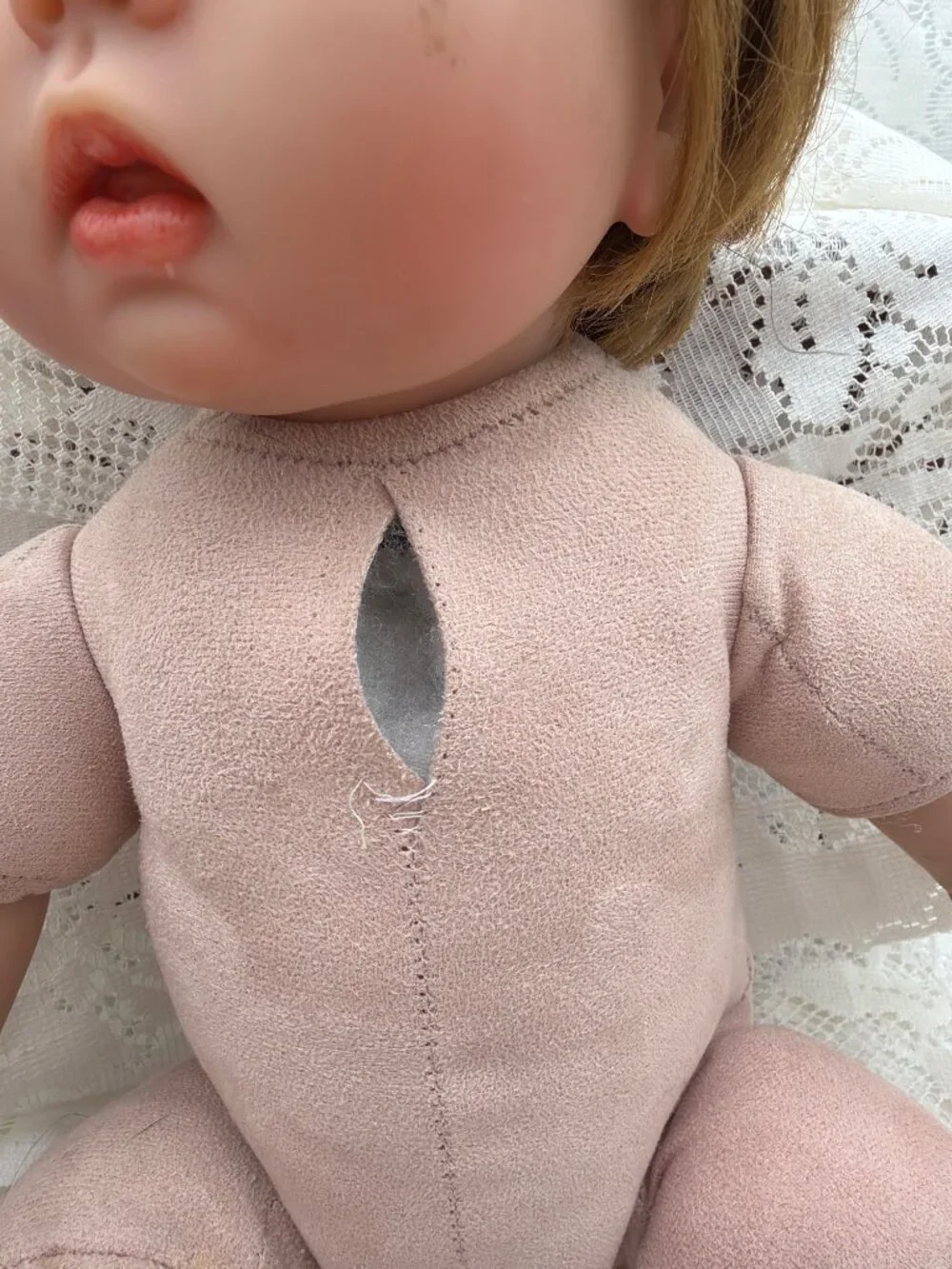 Reborn Baby Doll Brown Hair Pink Outfit & Accessories Pre-Owned W Flaws 20